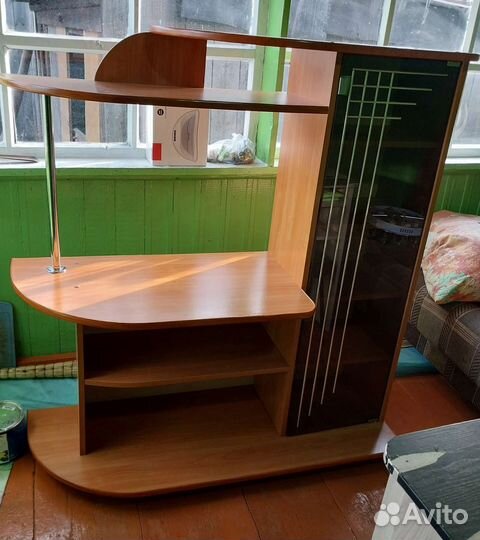 Полка для телевизора