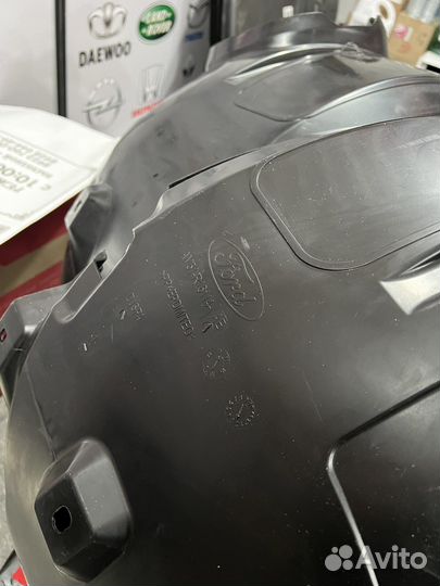 Подкрыльники передние на ford