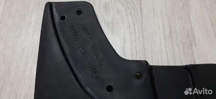 Брызговики передние на LADA Vesta SW (cross)