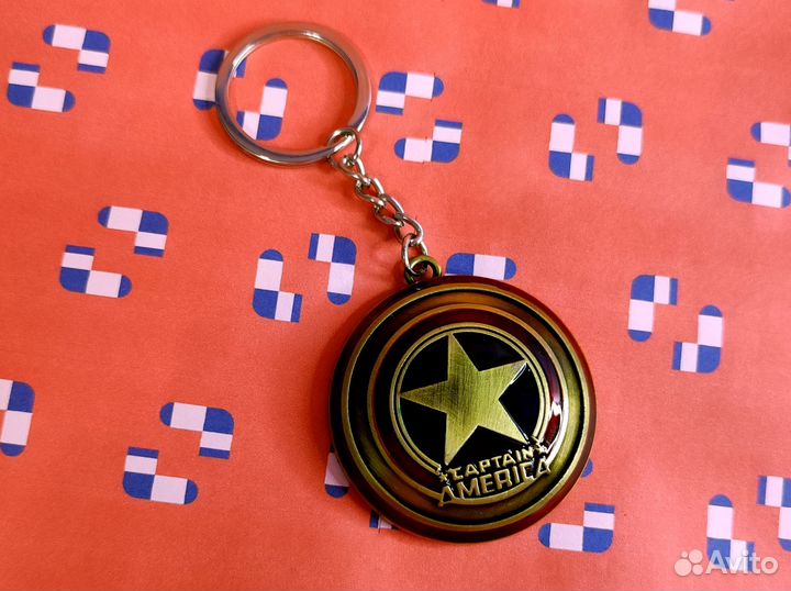 Брелок металлический логотип из фильмов Марвел