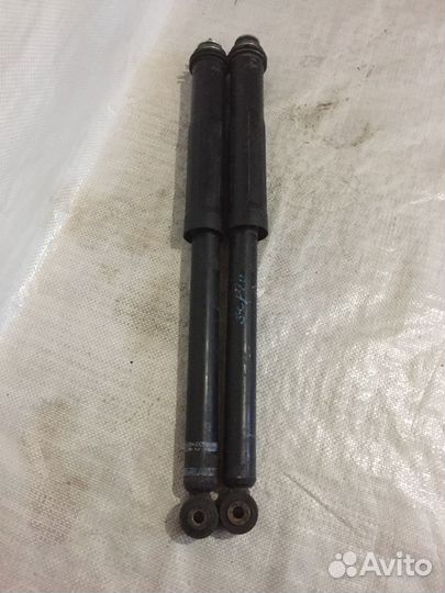 Амортизаторы Тойота Витц Ярис 90