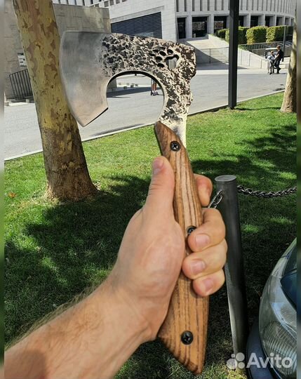 Топор ручной работы