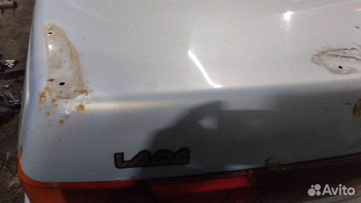 Продам крышку багажника от ваз 2115