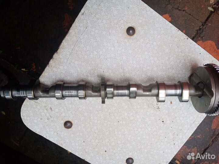 Распредвал впускной