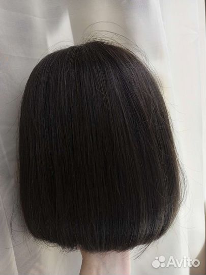 Парик из натуральных волос каре