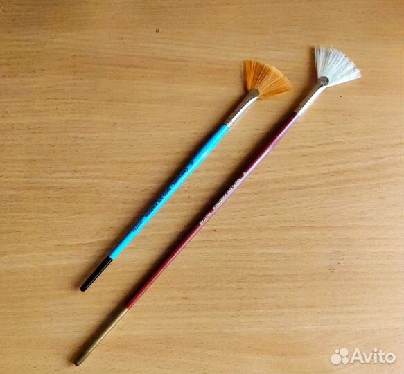 Кисти веерные