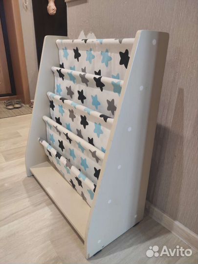 Книжная полка напольная для детей