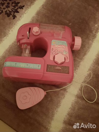 Швейная машинка игрушечная