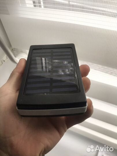 Power bank (повербанк)