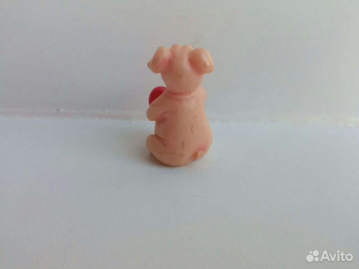 Фигурка Свинка с сердцем