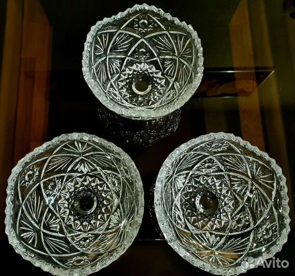 Хрустальная ваза