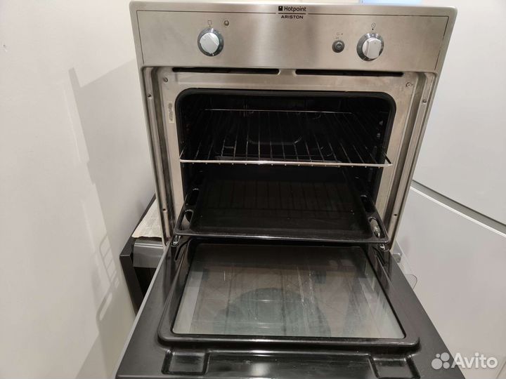 Газовый духовой шкаф Hotpoint Ariston