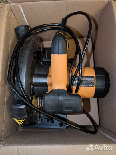 Дисковая (циркулярная) пила Deko dkcs1800 Laser