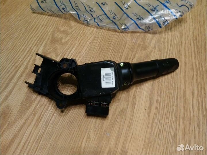 Подрулевой переключатель левый Hyundai Solaris