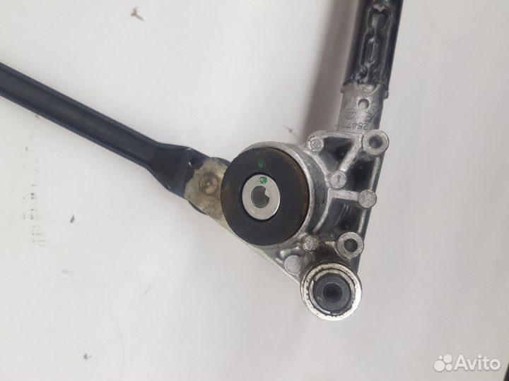 Трапеция стеклоочистителей (без моторчика)