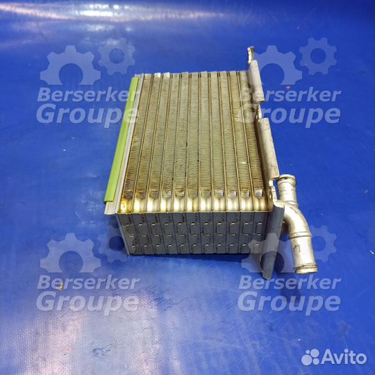 Радиатор интеркуллера Volkswagen Passat B7 caxa
