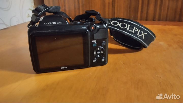 Зеркальный фотоаппарат