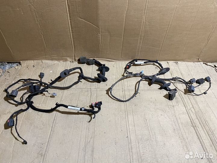 Накладка проводка уплотнитель двери Jaguar XF