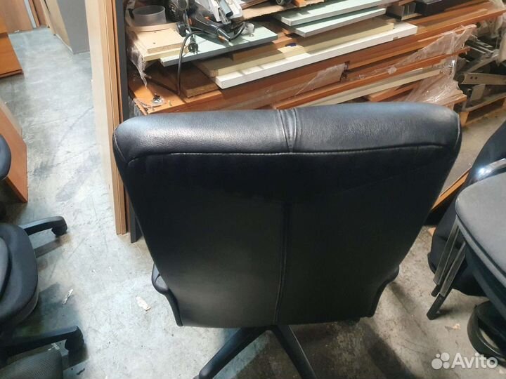 Компьютерное кресло Натуральная кожа