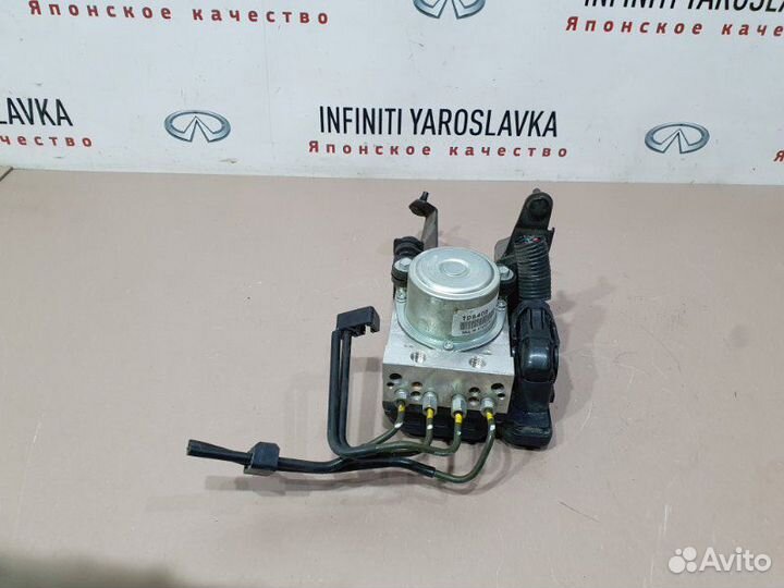 Блок abs Infiniti M Hybr Y51 HV VQ35HR.hybrid 2011