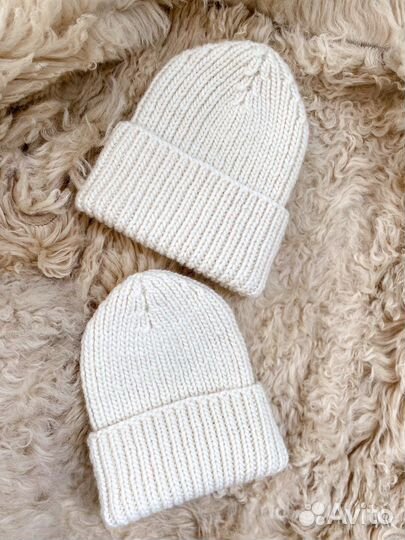 Шапка женская вязаная ручная работа