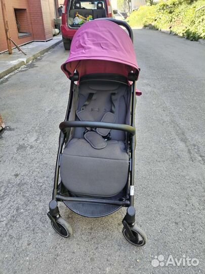 Прогулочная коляска как новая