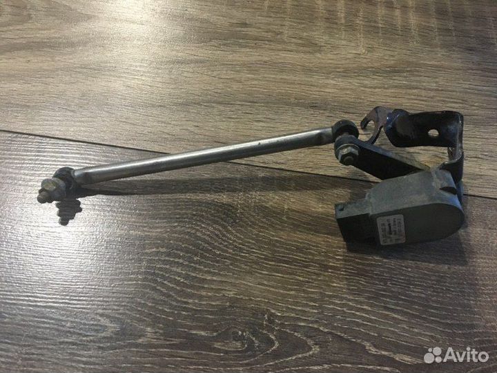 Датчик уровня подвески Porsche Panamera 970