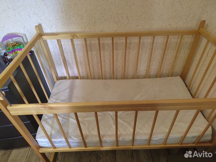 Детская кровать маятник, с матрасом