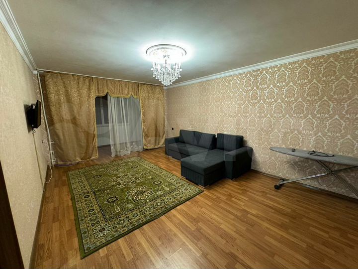 2-к. квартира, 68 м², 7/10 эт.