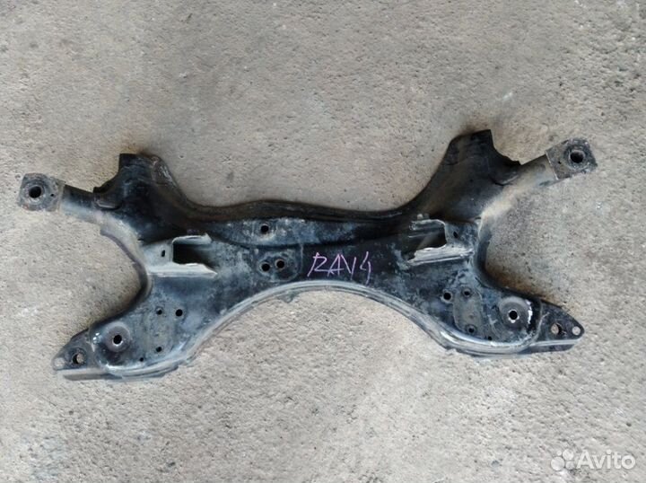 Подрамник передний Toyota Rav4 ACA20 1AZ 2001