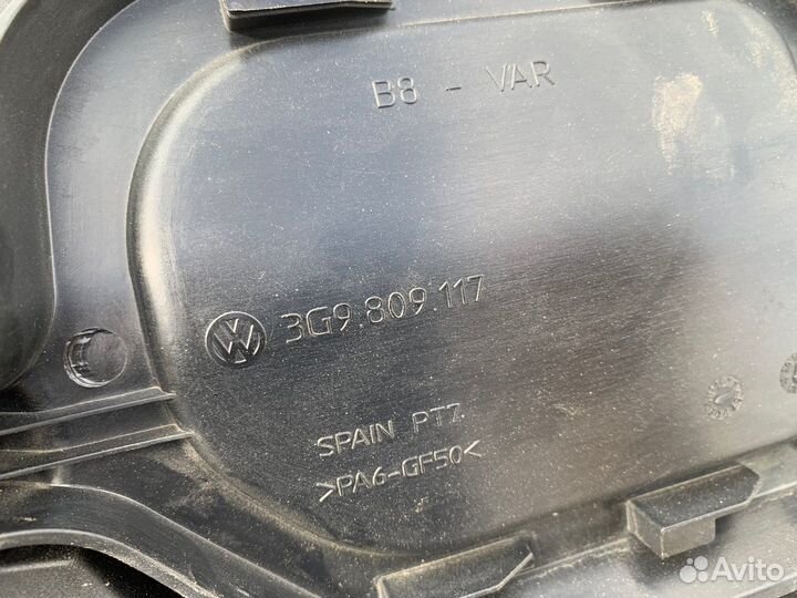 Ниша лючка бензобака Passat B8 универсал