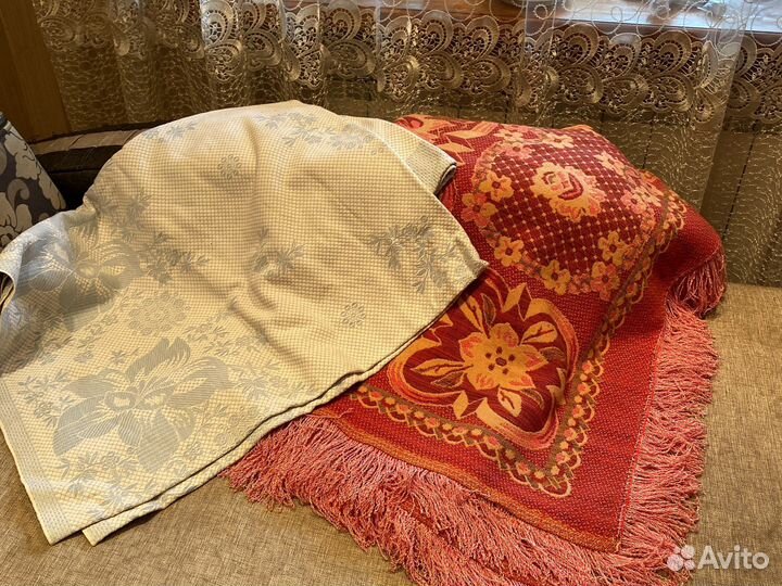 Покрывало в отличном состоянии для дачи и дома