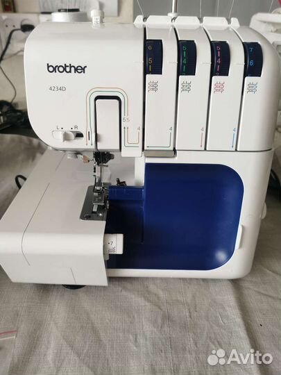 Оверлок Brother 4234D
