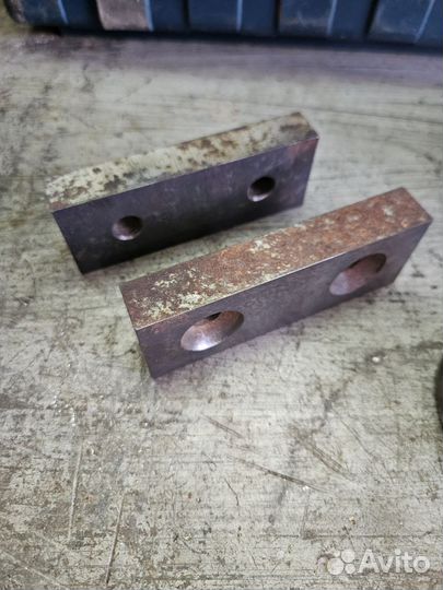 Губки для тисков 1104018 и 8020мм