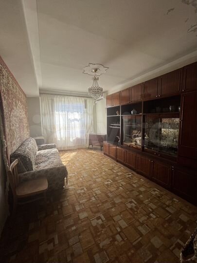 2-к. квартира, 57 м², 4/12 эт.