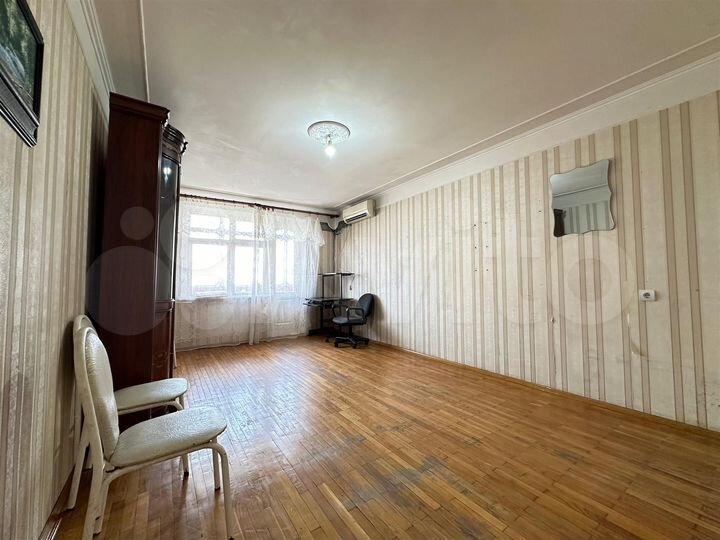 3-к. квартира, 75 м², 8/10 эт.