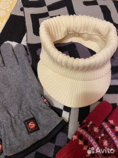 Меховые наушники Шапки Кепки Перчатки Новые и б/у