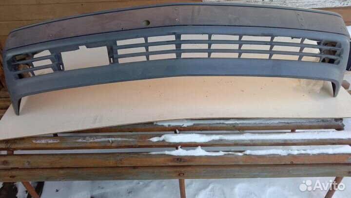 Бампер 124 мерс