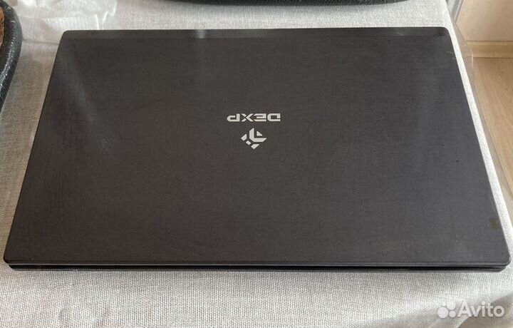 Ноутбус Dexp atlas H115