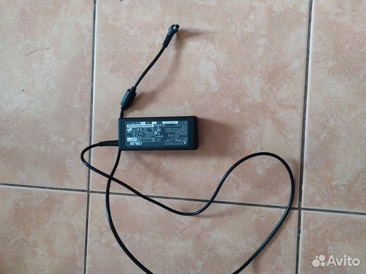 Зарядное устройство для ноутбука Lenovo и Asus