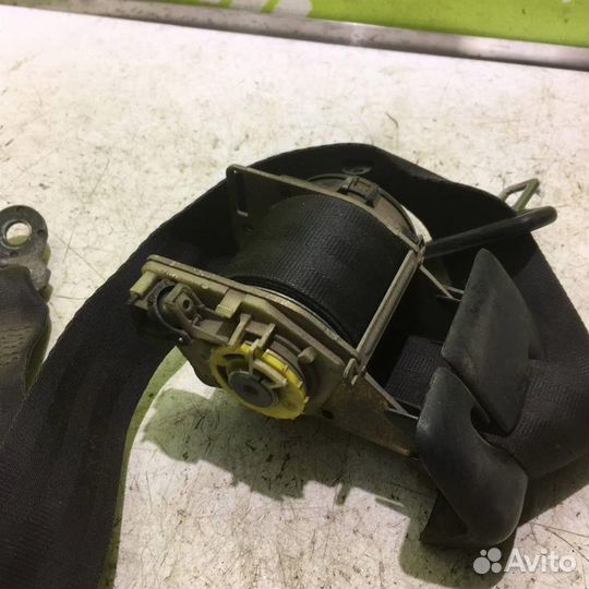 Ремень безопасности Фольксваген Пассат Б3