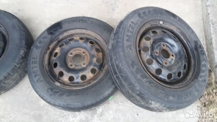 Шины 185/65/15 на дисках 4/114.3