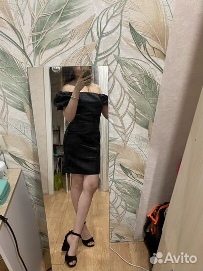 Платье вечернее