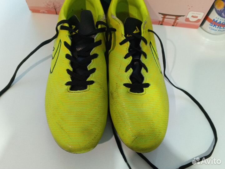 Футбольные бутсы демикс