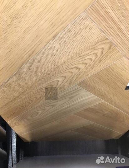 Кварцвиниловая плитка клеевая