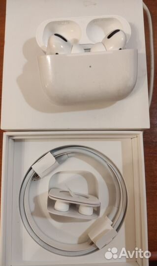 Apple AirPods Pro A2083,A2084,A2190 Apple AirPods