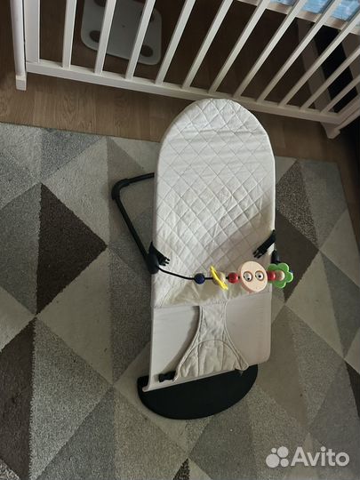 Шезлонг для новорожденных