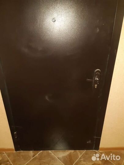 Дверь входная металлическая