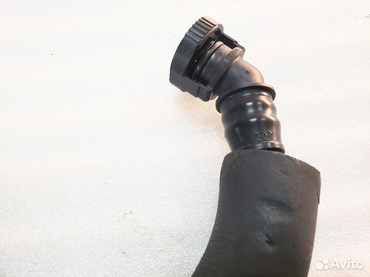 Трубка картерных газов Audi A4 B8 1.8 tfsi