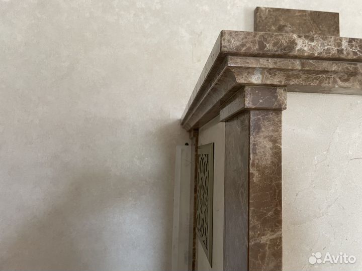 Камин из мрамора